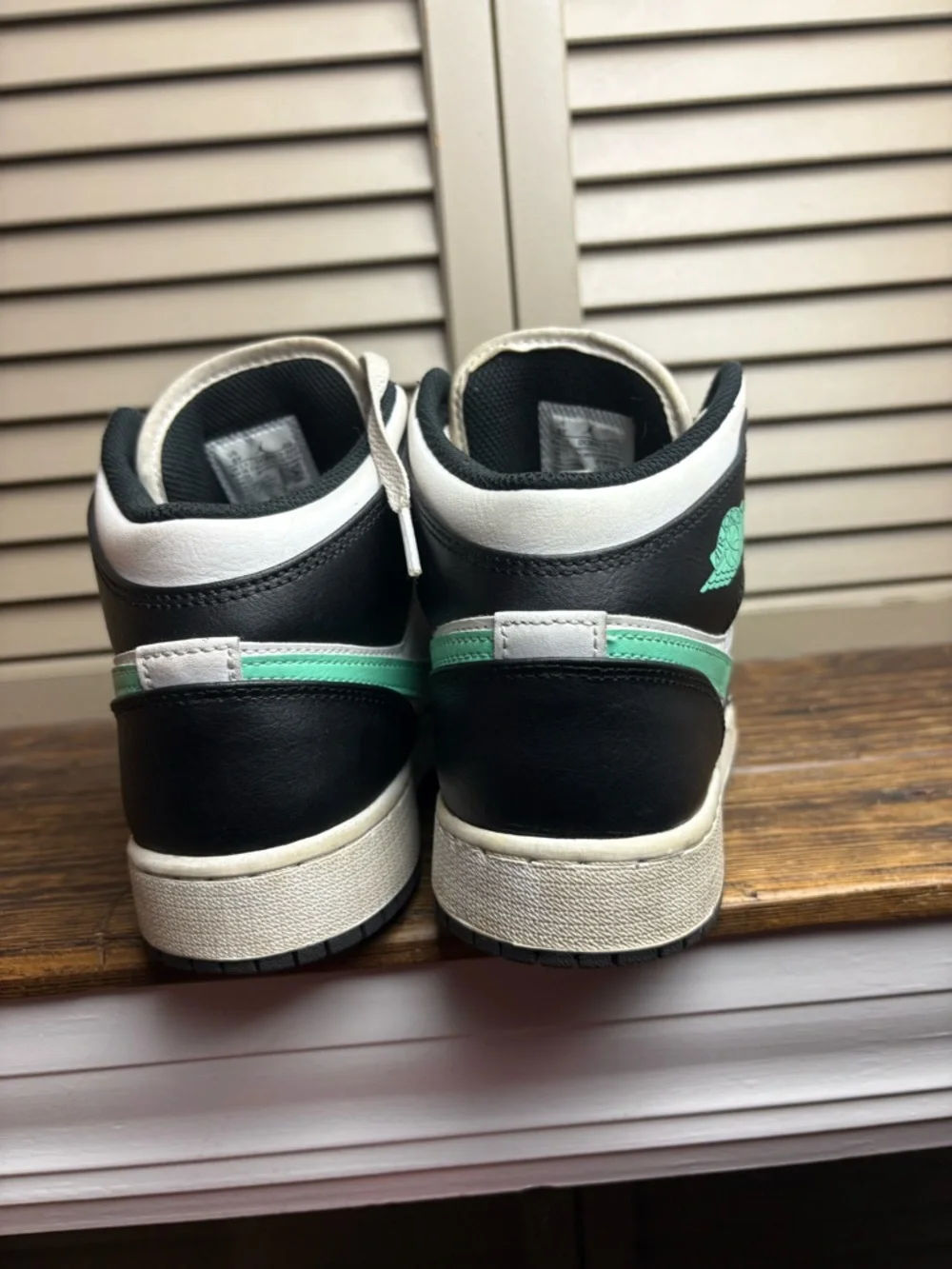 Nike Air Jordan 1 Mid sneakers in the 